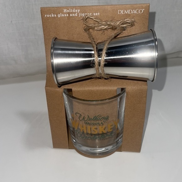 DEMDACO Rocks Glass Jigger‎ Set -Christmas theme - Picture 4 of 6